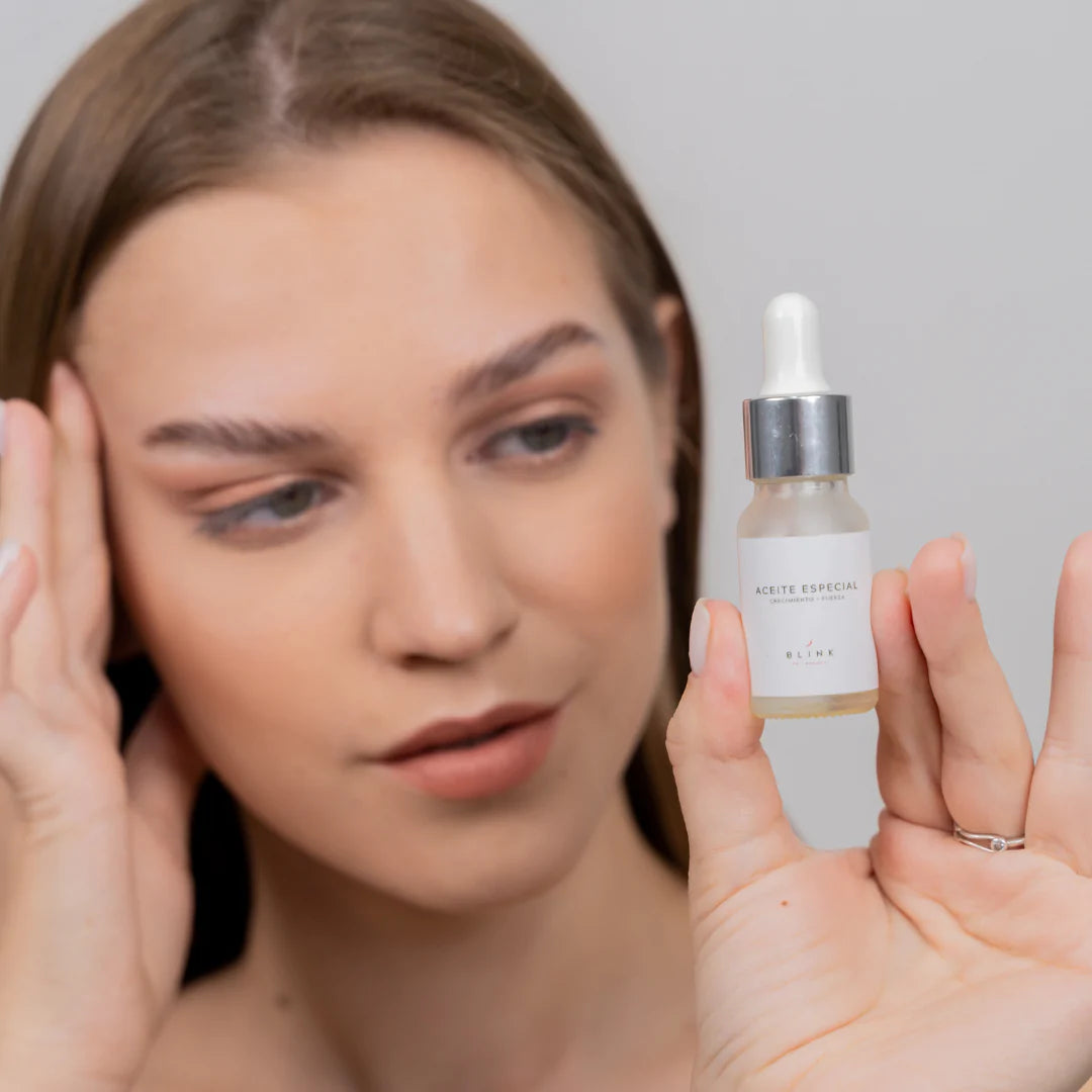 Aceite Especial · Crecimiento Pestañas y Cejas