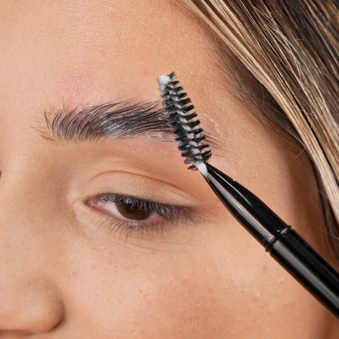 Acondicionador de Cejas