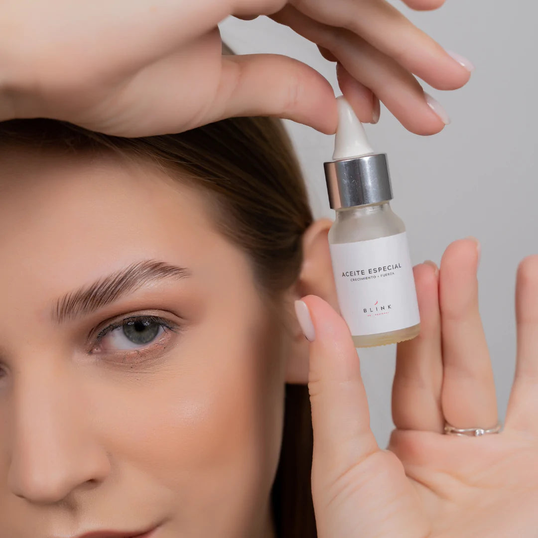 Aceite Especial · Crecimiento Pestañas y Cejas