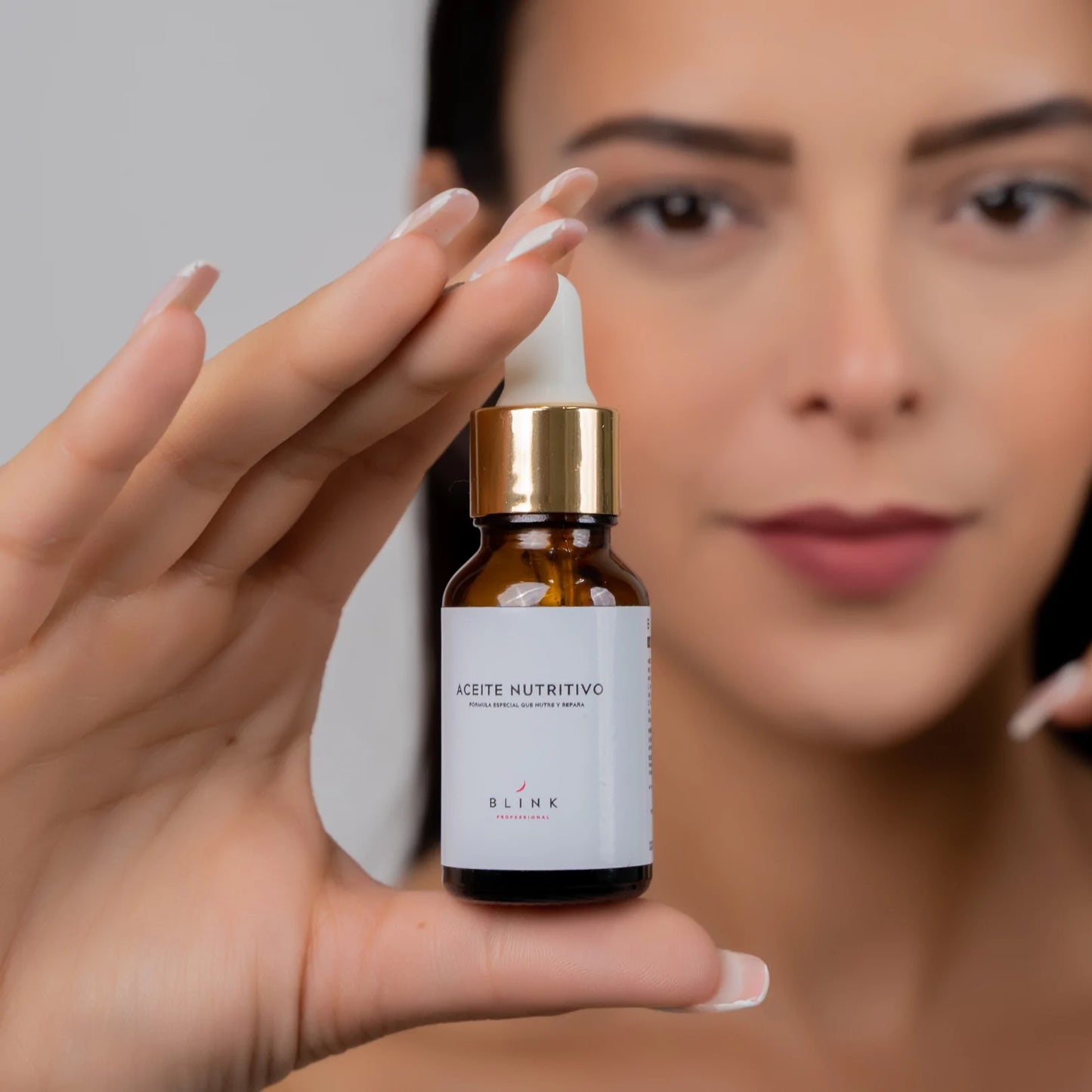 Aceite Nutritivo · Fortalecedor de Cejas